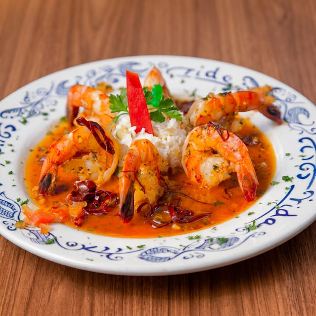 Camarones Al Ajillo.
